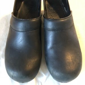 Black Dansko 38 NARROW